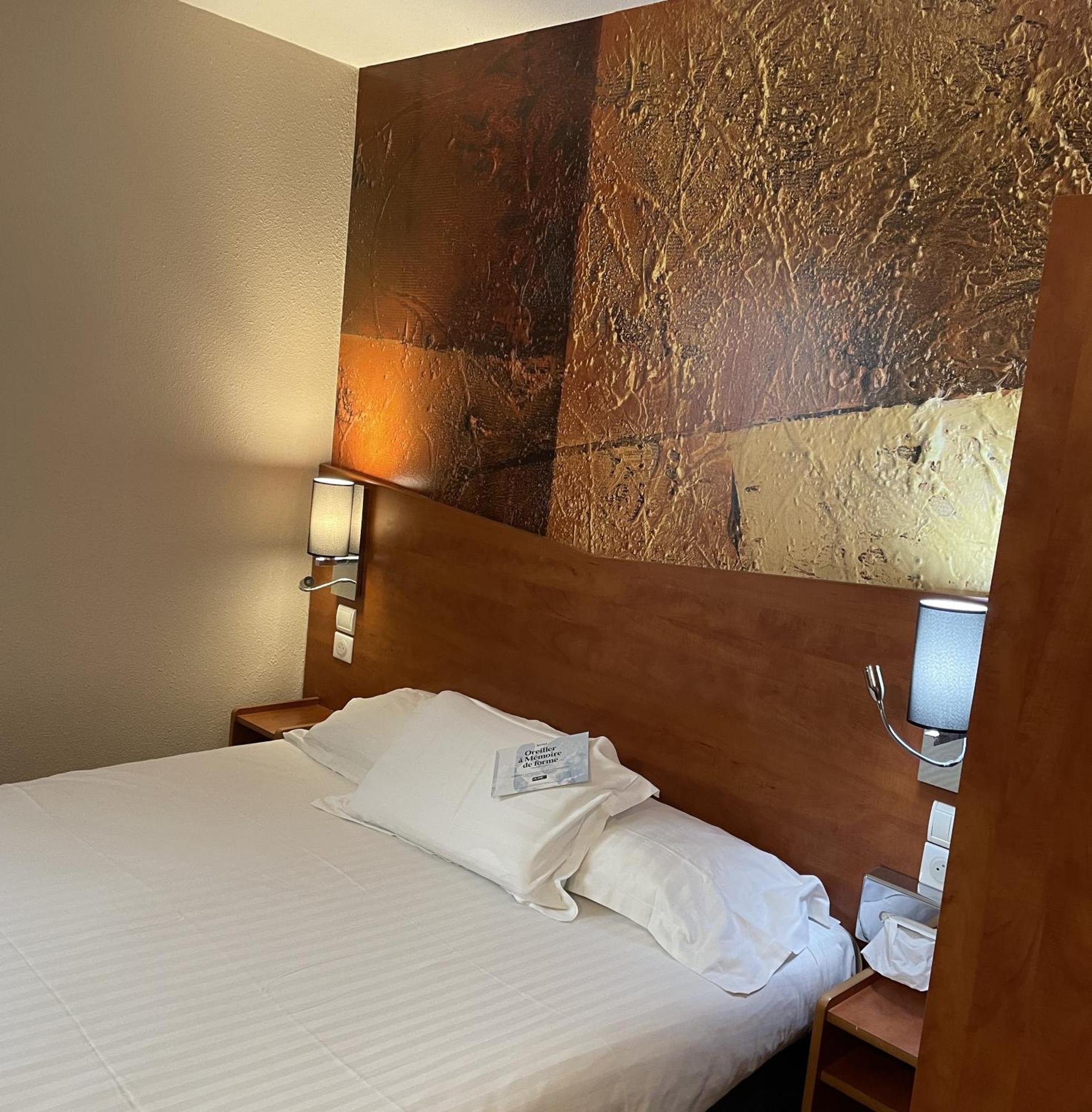 Hotel Restaurant Kyriad Brive Centre Экстерьер фото